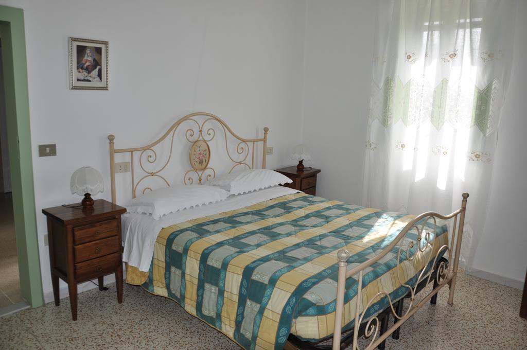 Agriturismo "Antico Frantoio" Foligno Eksteriør billede
