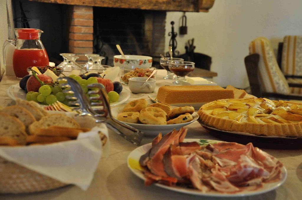 Agriturismo "Antico Frantoio" Foligno Eksteriør billede