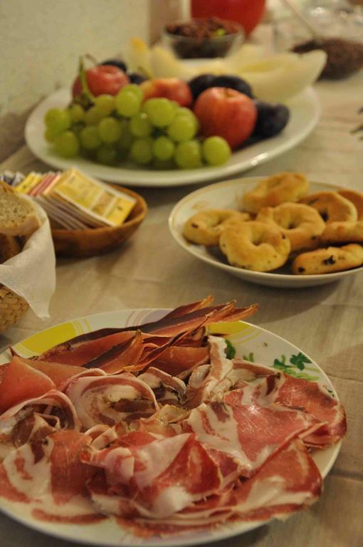 Agriturismo "Antico Frantoio" Foligno Eksteriør billede