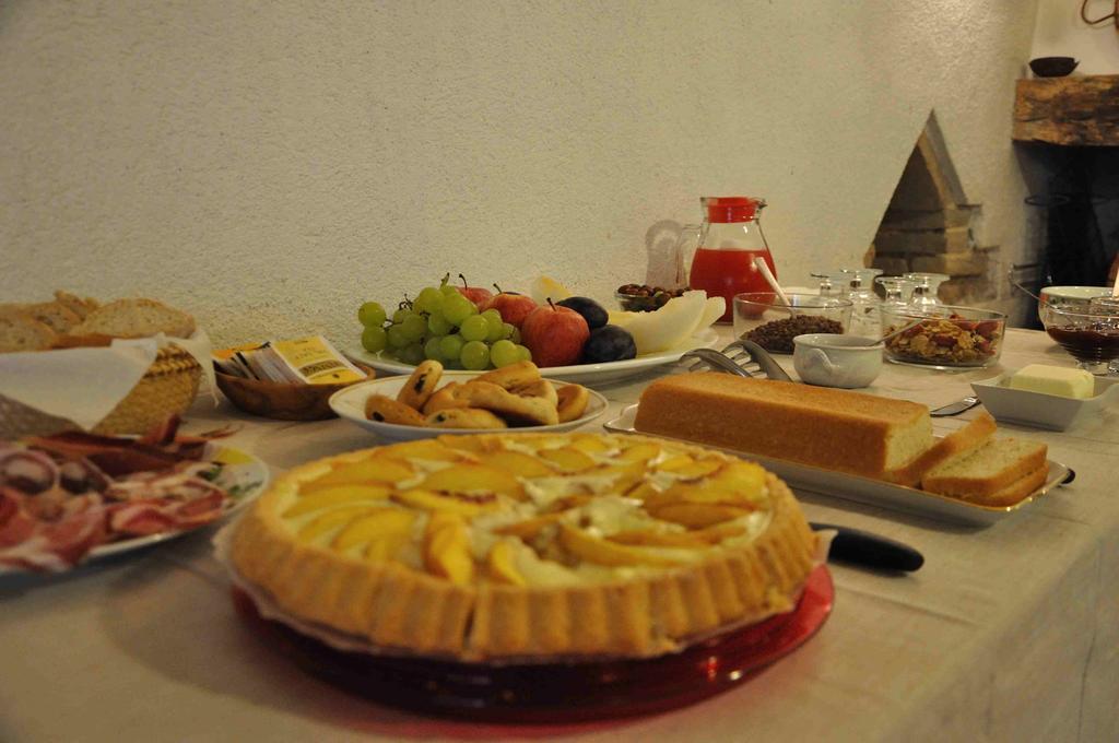 Agriturismo "Antico Frantoio" Foligno Eksteriør billede